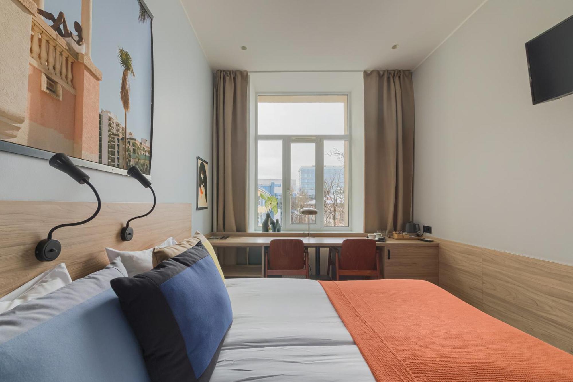 Corner Hotel Аеропорт Вільнюс Екстер'єр фото